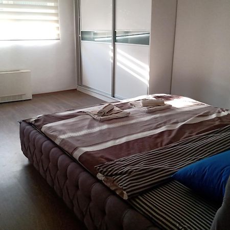 Central Lux Apartment Skopje Zewnętrze zdjęcie